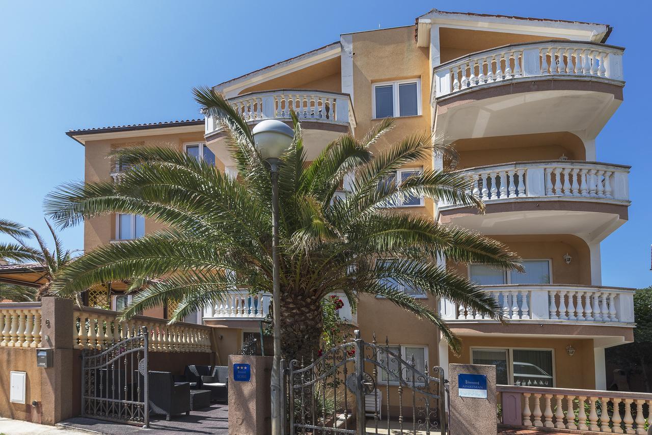Apartments Canaria Pula Exterior foto