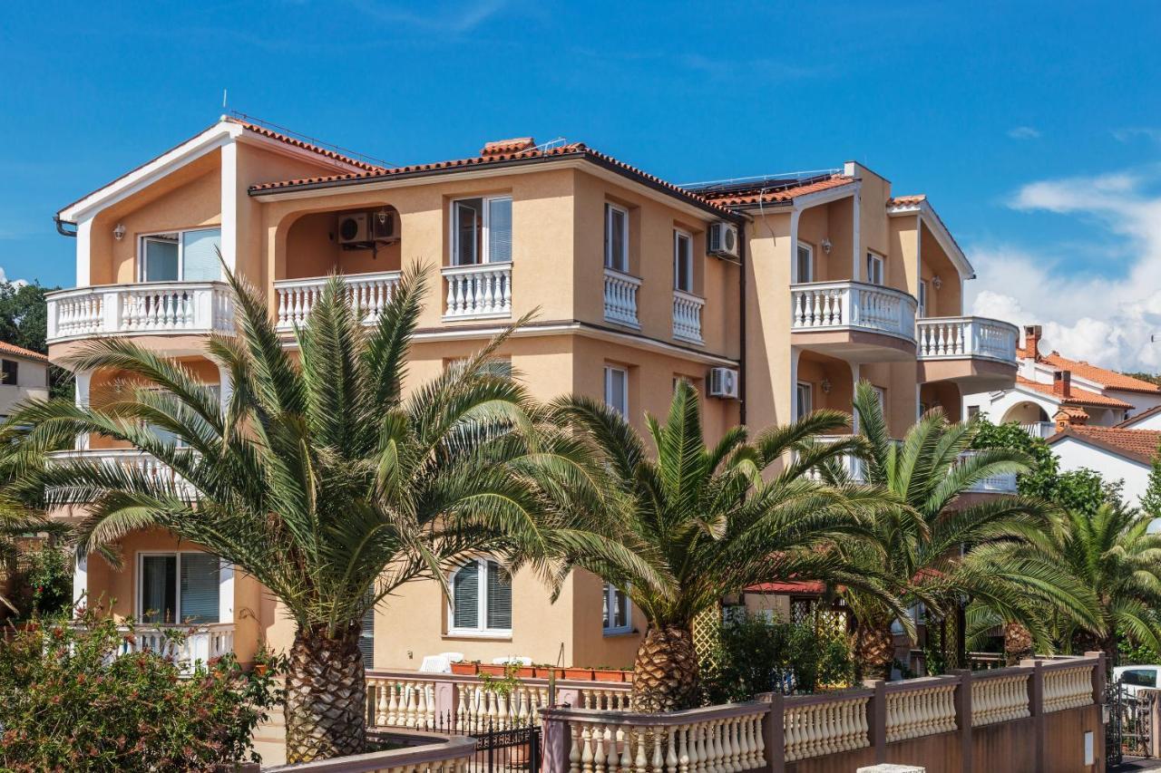 Apartments Canaria Pula Exterior foto